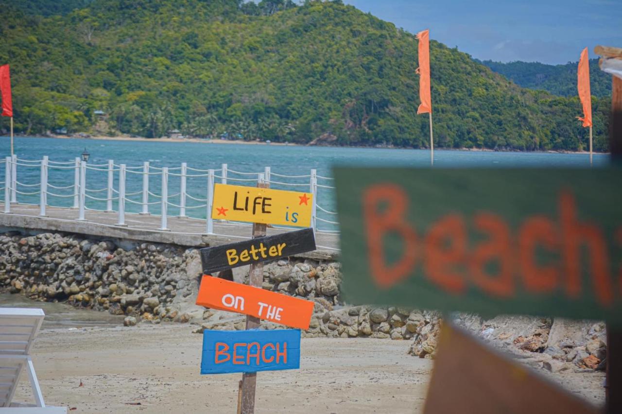 Pangulatan Beach Resort El Nido Bagian luar foto